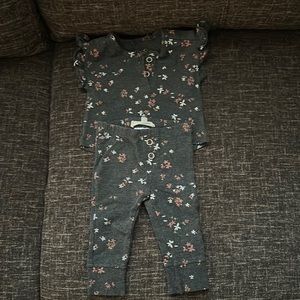 Baby girl matching set
